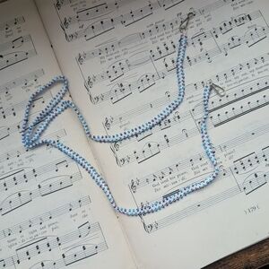 Blue and White Beaded Eye Glass Holder